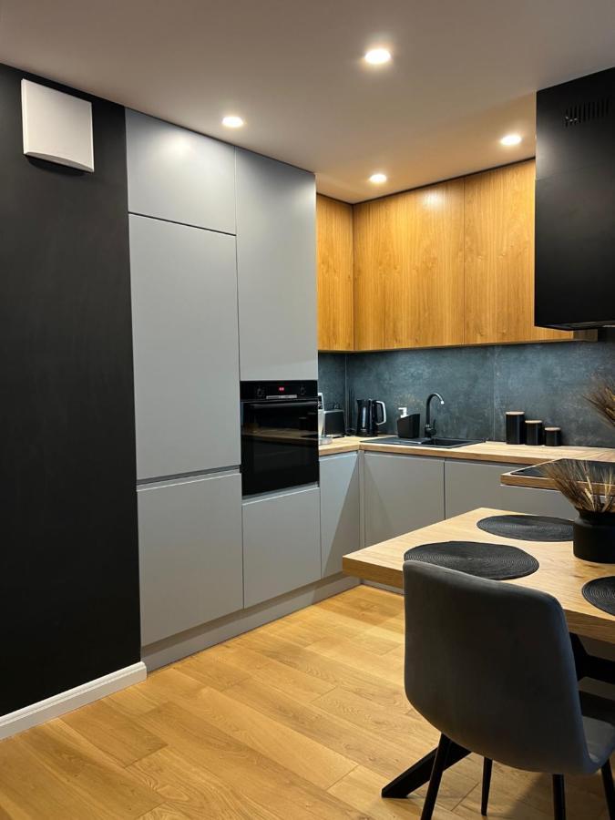 Family & Business Elegant Apartments, Kadzielnia, Wdk, Stadion Korona -1 Bedroom, Terrace, Garage, New! เคียลเซ ภายนอก รูปภาพ