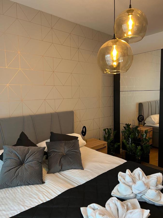 Family & Business Elegant Apartments, Kadzielnia, Wdk, Stadion Korona -1 Bedroom, Terrace, Garage, New! เคียลเซ ภายนอก รูปภาพ